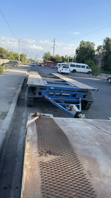 Прицепы и полуприцепы: Прицеп, Б/у