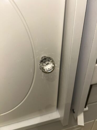 туалет: Kristal formalı dekorativ mebel düyməsi/örtüyü - Material: şəffaf