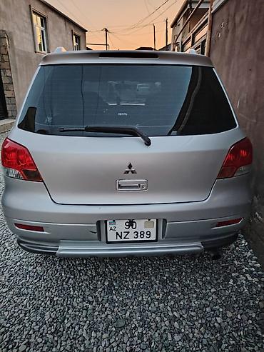 sonata 2003: Mitsubishi Airtrek: 2 l | 2003 il Ofrouder/SUV — 4