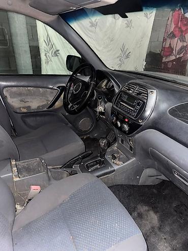 Scion: Toyota RAV4: 2004 г., 2 л, Автомат, Бензин, Кроссовер — 5
