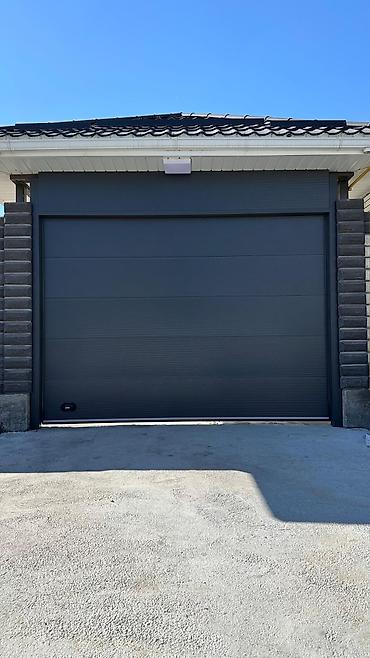 Секционные ворота: Автоматические, Alutech, Для магазина, Для холодильника, Для гаража, Другие особенности, Оптом, Новый, Бесплатная установка — 2