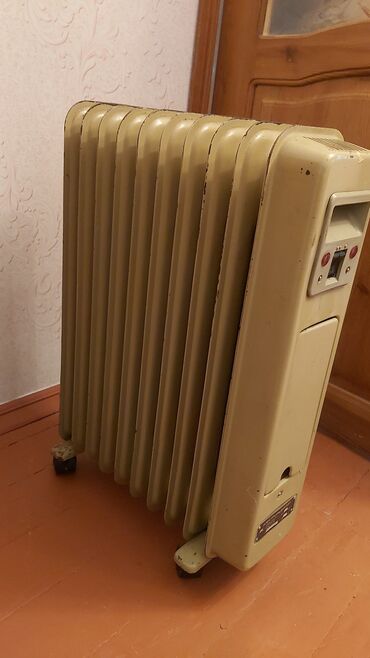 radiator işlənmiş: 30 azn radiator əla vəziyyətdə