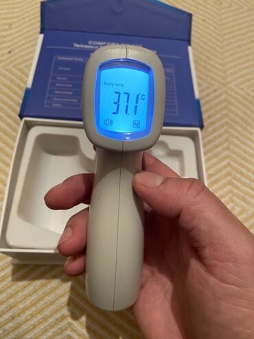 temperatur ölçən cihaz: Comfort Plus markasına məxsus bu təmassız infraqırmızı termometr