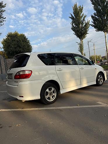 Toyota: Toyota Ipsum: 2003 г., Минивэн — 6