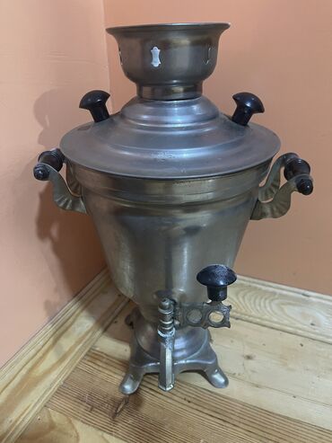 İçki texnikası: İşlənmiş Elektrik Samovar, 3 l, Ödənişli çatdırılma