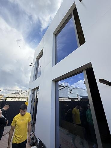 Продажа модульных домов: Современный двухэтажный дом в стиле минимализм с панорамным — 2