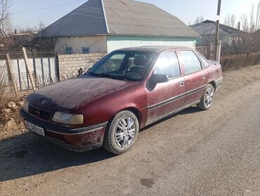 Opel: Opel Vectra: 1991 г., 1.6 л, Механика, Бензин, Седан