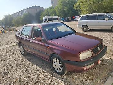 a8 d2: Volkswagen Vento: 1992 г., 2 л, Автомат, Бензин, Седан — 1