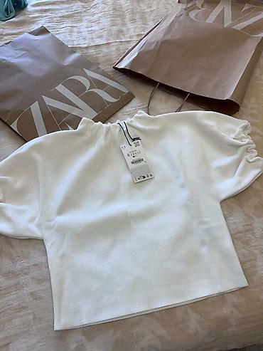 puff: ZARA qadın bluzu – ağ rəngdə, qısa kəsimli model. Yeni etiketli - — 2