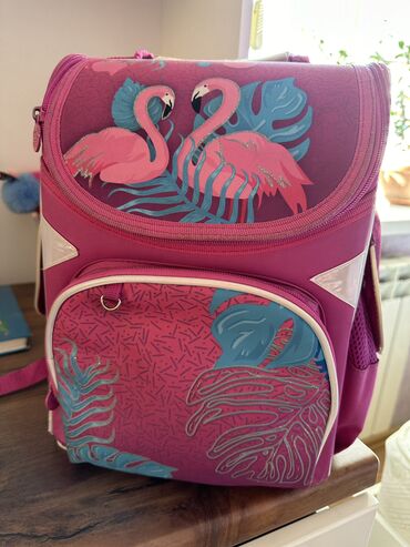 школьный рюкзаки: Продается ортопедический школьный рюкзак, покупали в Обувайке. Цена