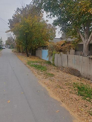 Продажа коттеджей и домов: Продаю дом в центре города. Куренкеева/ Осмонкула, ул. Мечникова — 10