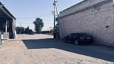 Недвижимость: Сдаётся помещение, г. Кара-Балта. ✅ склад цех, под любые нужды ✅ — 2