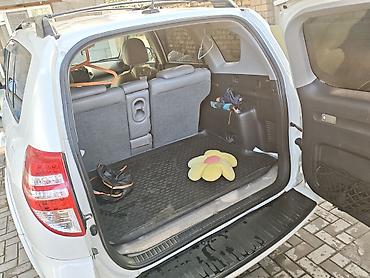 awd: Toyota RAV4: 2011 г., 2.5 л, Кроссовер — 6