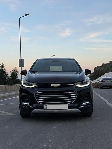 paneler: Chevrolet Trax (qara rəng) – kompakt şəhər krossoveri Texniki və — 9