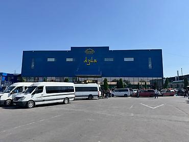 Продажа коммерческой недвижимости: Продажа магазинов В торговом центре, 15 м², Свежий ремонт, Отдельный вход, 2 этаж — 2