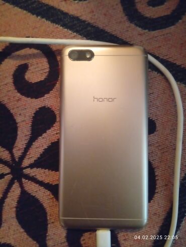 пого телефон: Honor 7A, 16 ГБ, цвет - Золотой