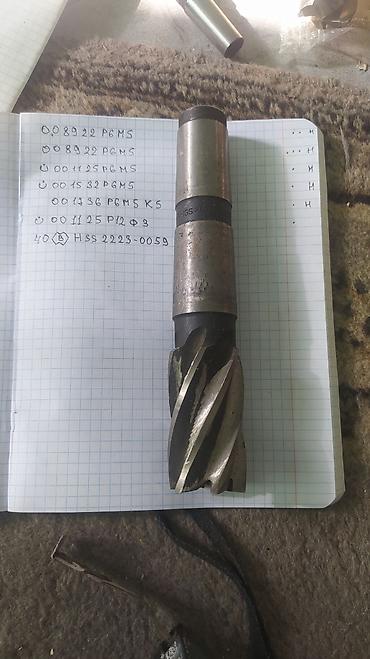 Наборы инструментов: ФРЕЗЫ Концевые и ФРЕЗЫ отрезные. Фрезы имеют различные формы и — 16