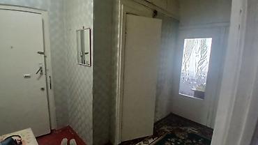 мкр кок жар квартиры: 1 комната, 35 м², 105 серия, 4 этаж, Старый ремонт — 5