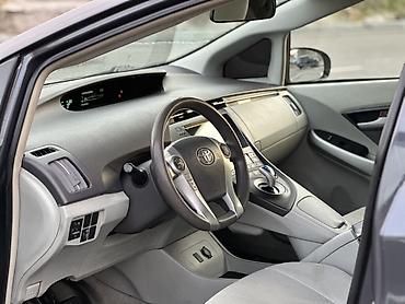 камри 7075: Toyota Prius: 2010 г., 1.8 л, Вариатор, Гибрид, Лифтбек — 5