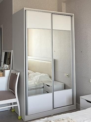 Гарнитур: шкаф 12 000с и прикроватные тумбы 2 шт 4000с