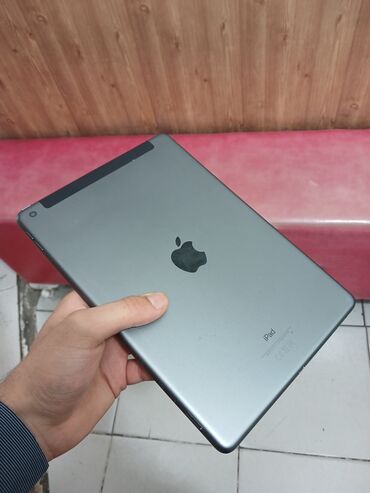 Apple iPad: İPAD 9 NESİL TER TEMİZDİ İDEALDI NÖQTE CIZIXSIZ TEK KAROPKA YOXDU