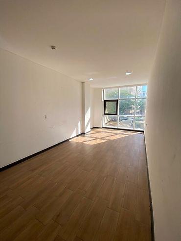 2 m: İcarəyə verilir 1 otaqlı ofis 27 m², 28 May m. 621 AZN/ay 1 otaqlı — 2