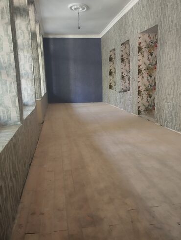 Həyət evləri və villaların satışı: Sabunçu qəs. 4 otaqlı, 3 kv. m — 10