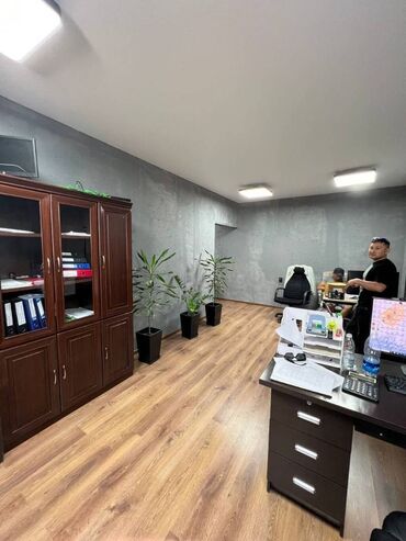 продаю квартира в бишкек: 1 комната, 52 м², 106 серия улучшенная, 2 этаж, Косметический ремонт