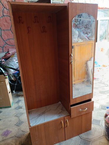 İşlənmiş, 2 qapılı Düz dolab, Dəhliz dolabı