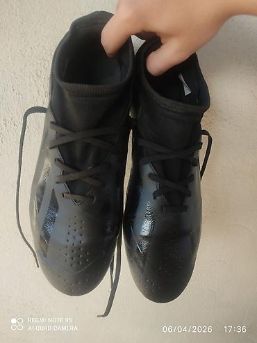 Butslar: Butslar Adidas, Ölçü: 45, İşlənmiş — 1