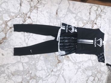очки для плааание: Продаю форму Venom, подходит для любых тренировок, состояние