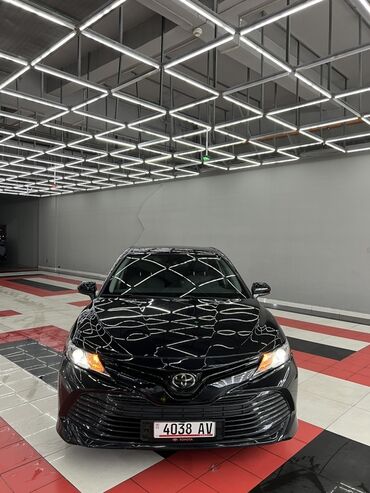 сколько стоят зимние шины на машину: Toyota Camry LE, черный седан бизнес-класса. Основные особенности: -