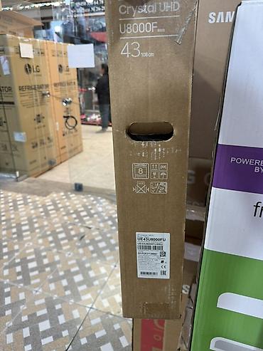 televizor gence: Samsung Crystal UHD TV – U8000F, 43" (108 sm) Xüsusiyyətlər: - Ekran — 3