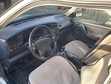 жак бу: Volkswagen Golf: 1992 г., 1.8 л, Кол менен иштөөчү, Бензин, Хетчбек — 6