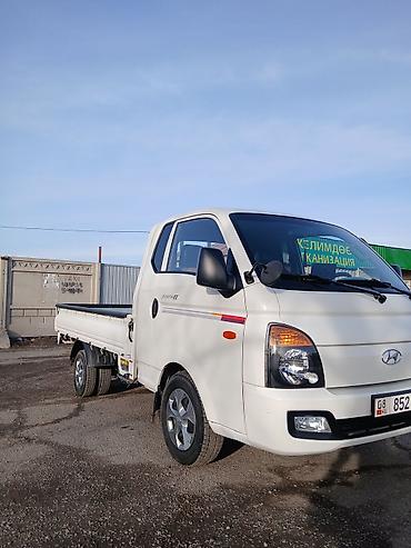 Транспорт: Hyundai Porter II бортовой малотоннажный грузовик - Кузов: бортовая — 2