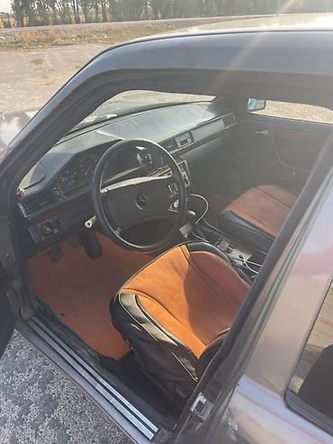 мерм 210: Mercedes-Benz W124: 1992 г., 2.3 л, Механика, Бензин, Седан — 5