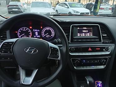 родном окрасе: Hyundai Sonata: 2020 г., Автомат, Бензин, Седан — 5