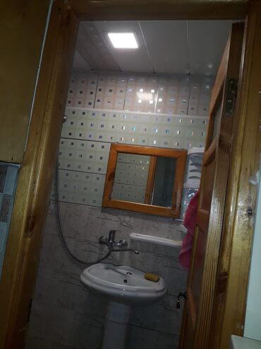 Həyət evləri və villaların satışı: 6 otaqlı, 280 kv. m, Kredit yoxdur, Orta təmir — 5