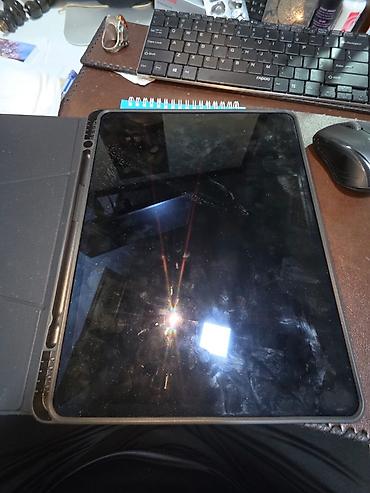 ipad pro 2022: Apple iPad Pro (12.9") – Space Gray - Böyük 12.9 düymlük Liquid — 3