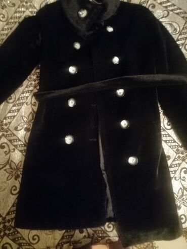 gecə paltar: Пальто 2XL (EU 44), цвет - Черный