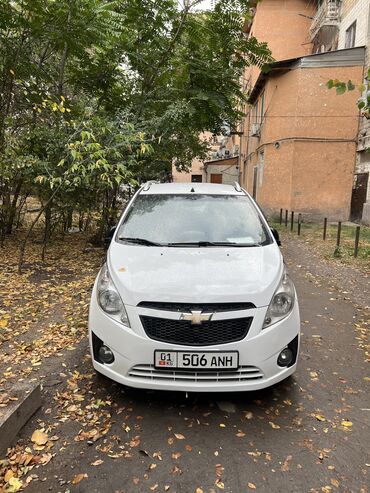 поло 2012: Chevrolet Spark: 2012 г., 1 л, Автомат, Бензин, Седан