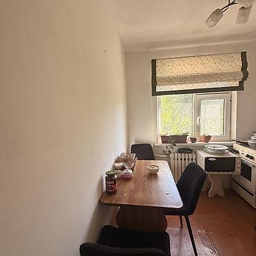 Продажа квартир: 2 комнаты, 48 м², 3 мкр 104 серия, 4 этаж, Старый ремонт — 6