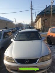 купить бокс на крышу автомобиля бу: Opel Vectra: 2001 г., 1.8 л, Механика, Бензин, Универсал