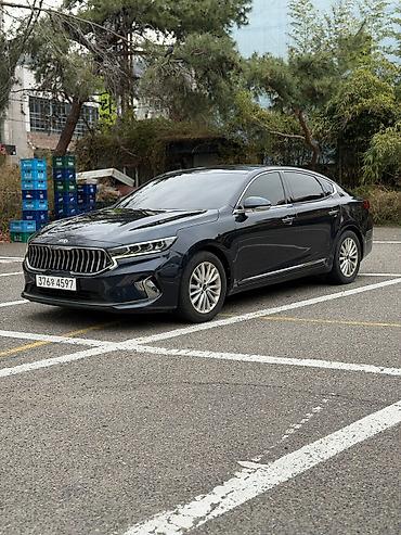 7 местка: Kia K7: 2021 г., Автомат, Бензин, Седан — 1