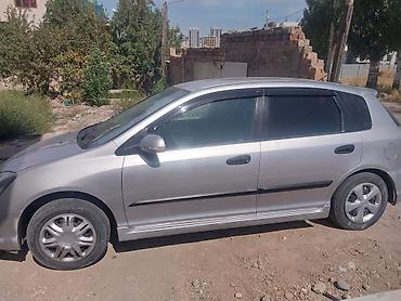разбитые авто: Honda Civic: 2005 г., 1.6 л, Автомат, Бензин, Хэтчбэк — 4