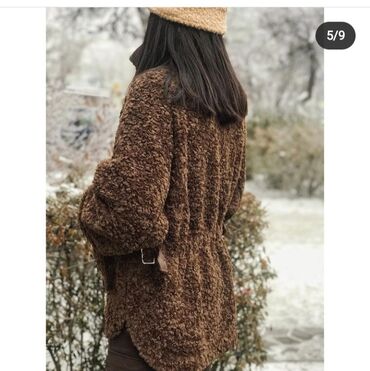 Пуховики и зимние куртки: Продаю срочно эксклюзивную дубленку Teddy барашек коричневая теплая