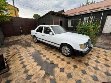 мерс 221: Mercedes-Benz W124: 1989 г., 2.3 л, Механика, Бензин, Хэтчбэк