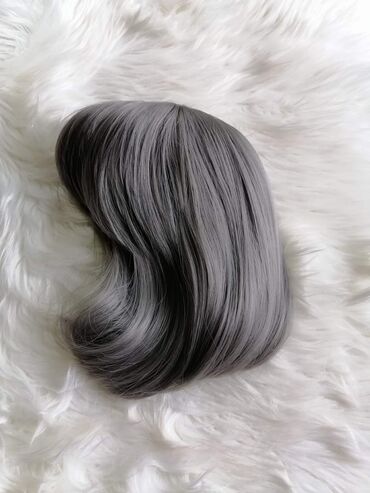 Ostalo: Perike
Cena 3200 din — 22