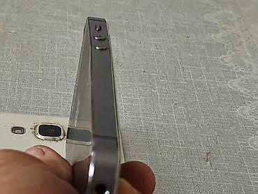 samsung 980: Lot: 3 ədəd mobil telefon - Samsung (ağ rəng, böyük ekranlı Galaxy — 6