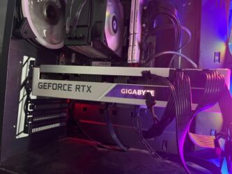 ddr3 для ноутбука: Видео карта, Колдонулган, Gigabyte, GeForce RTX, 8 ГБ, ПК үчүн